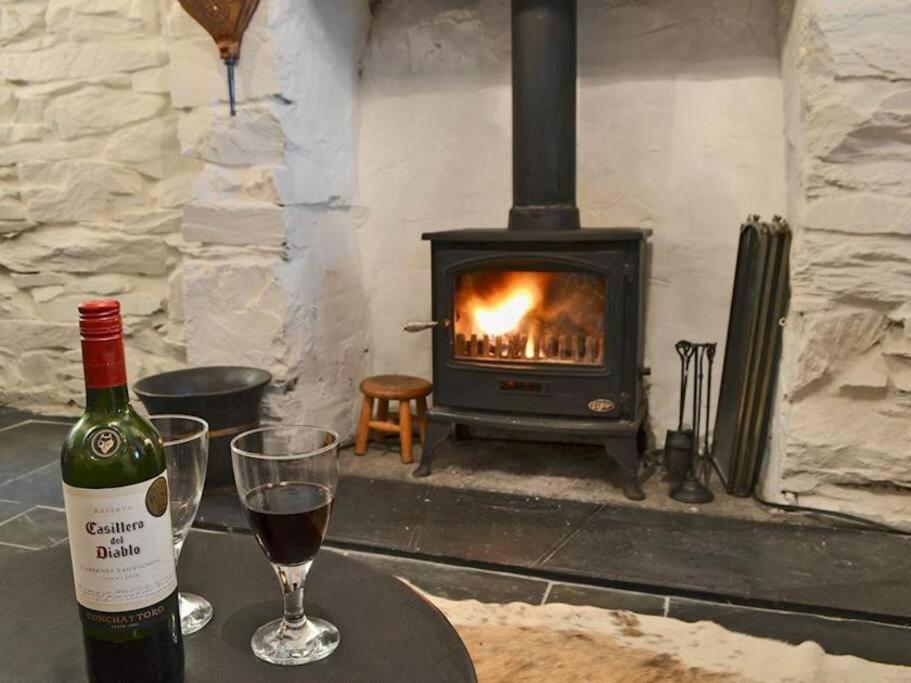 Cosy Terrace Cottage Built Into The Mountain Side. Blaenau Ffestiniog Dış mekan fotoğraf